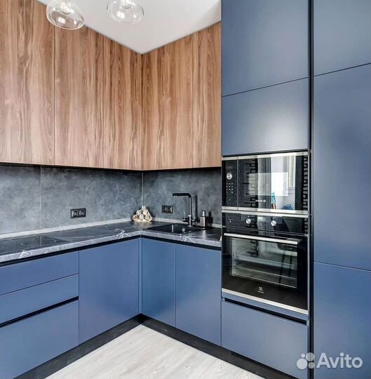 Кухня угловая на заказ.мдф фасады