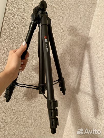 Штатив для фотоаппарата