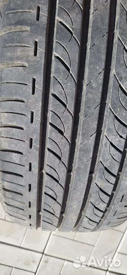Bridgestone Sneaker 205/50 R16