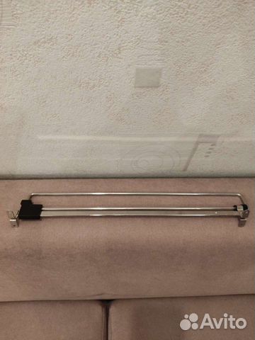 Кронштейн выдвижной для вешания одежды