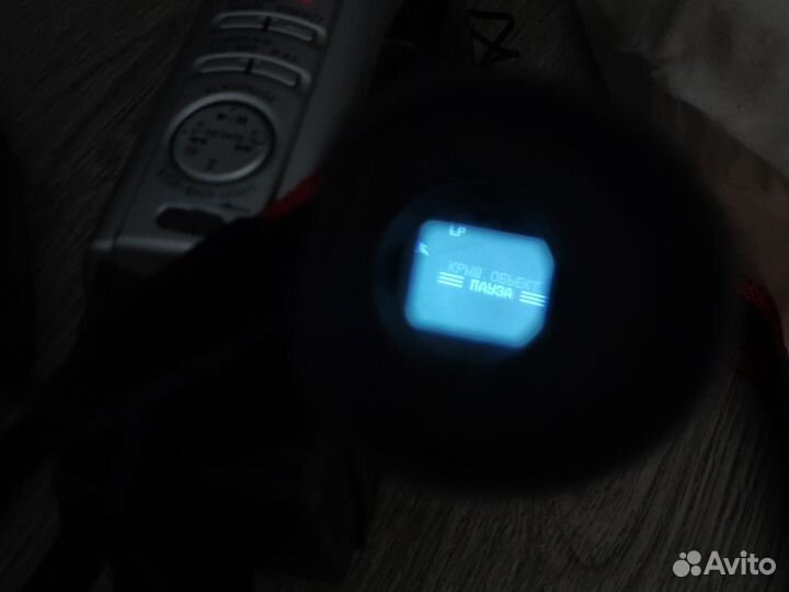 Видеокамеры VHS-C