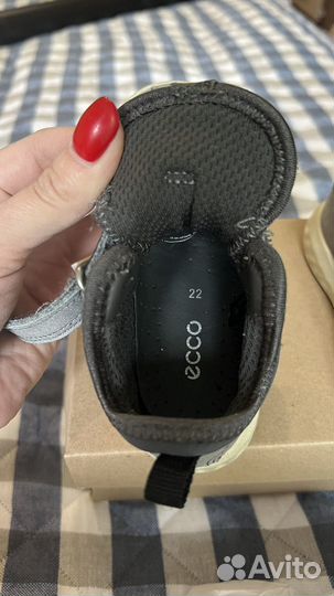 Ботинки детские 22 размер