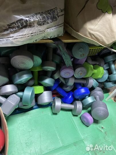 Гантели разные