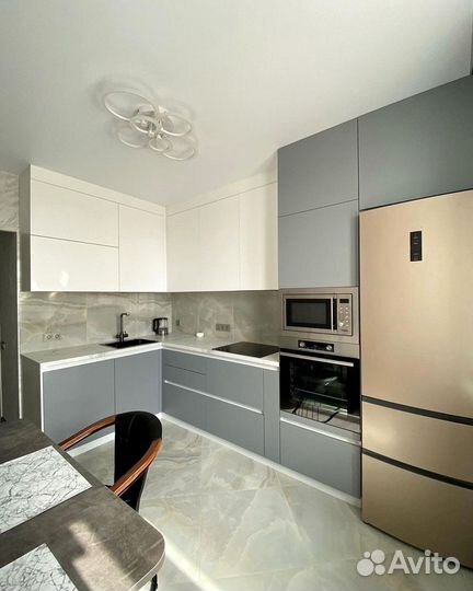 Кухня гарнитур новая