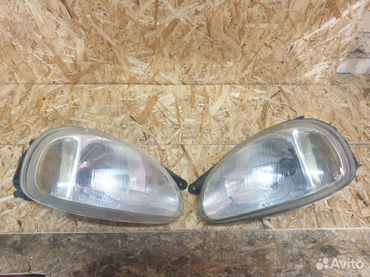 Фара Opel Corsa B 1993-2000