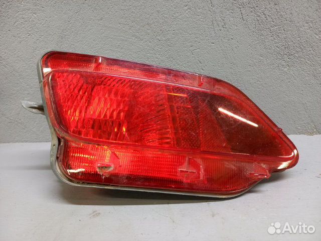Фонарь противотуманный задний левый Toyota Rav 4