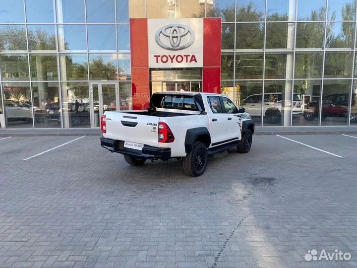 Toyota Hilux 2.8 AT, 2024