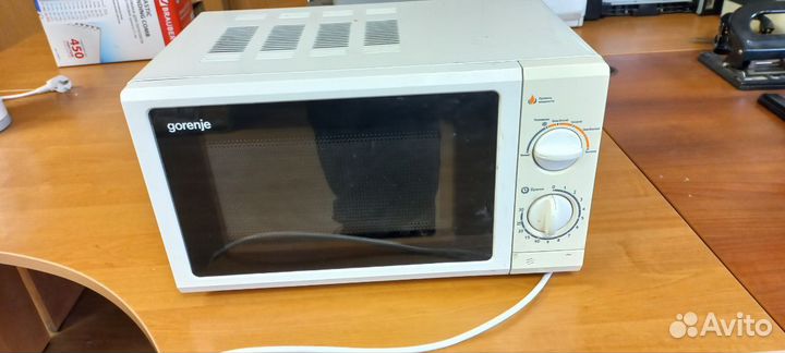 Холодильник и микроволновки