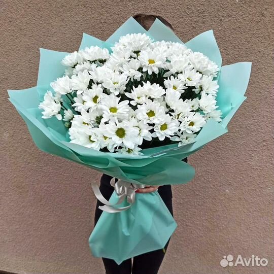 Белоснежные Хризантемы в Букетах