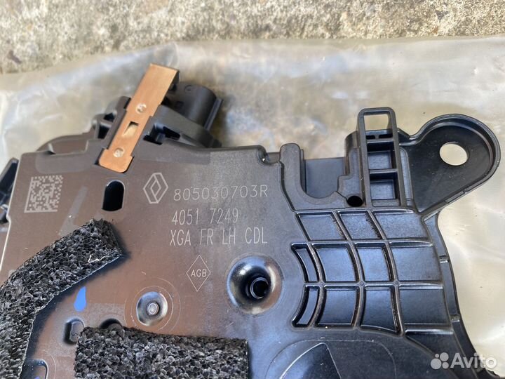 Замок двери передний левый LADA x-ray