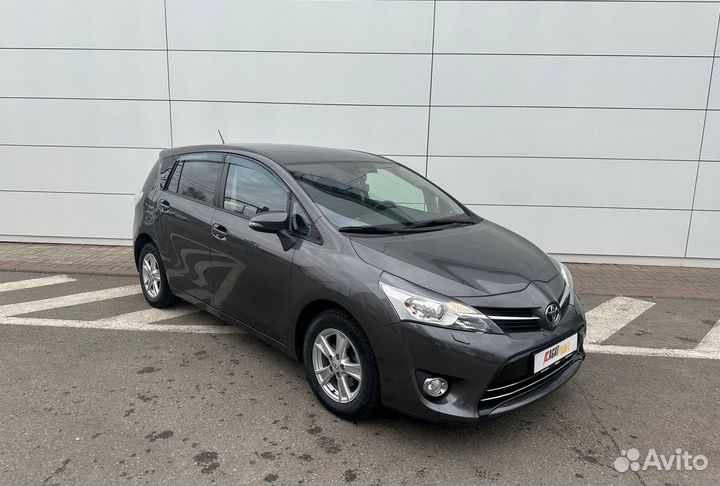 Toyota Verso 1.8 МТ, 2013, 122 000 км
