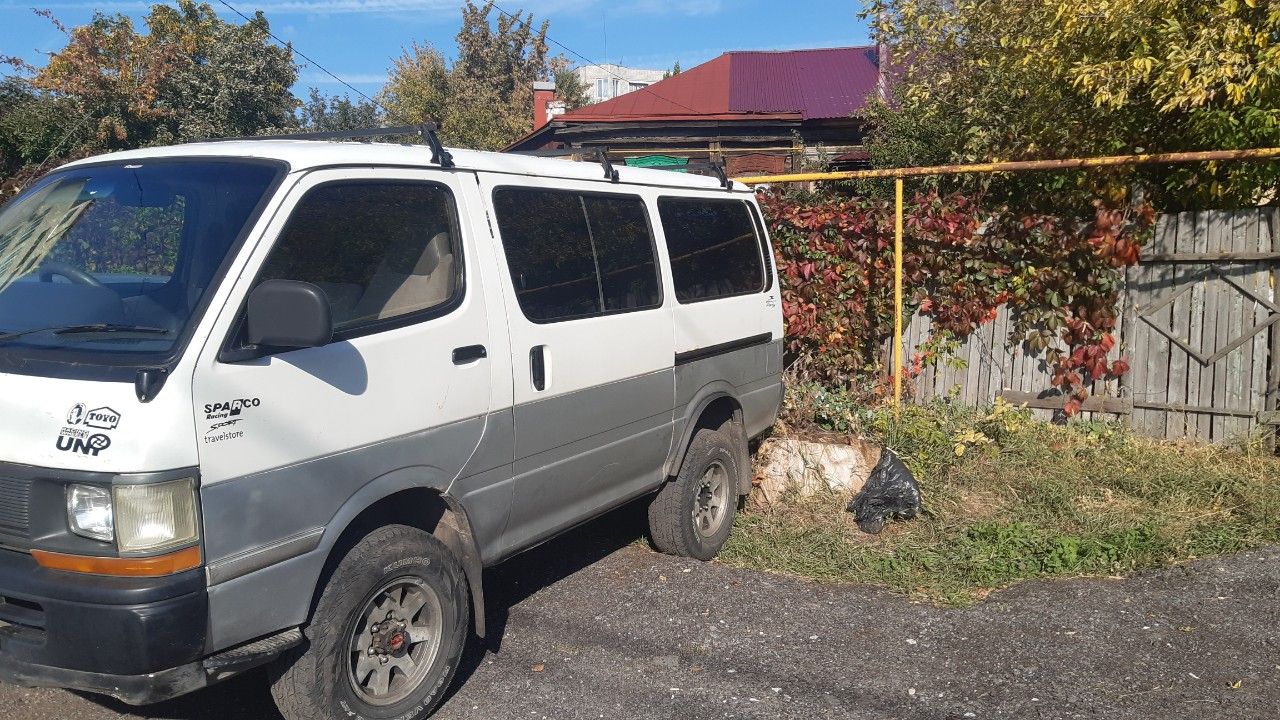 Toyota Hiace: фото владельца