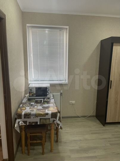 2-к. квартира, 36 м², 3/3 эт.