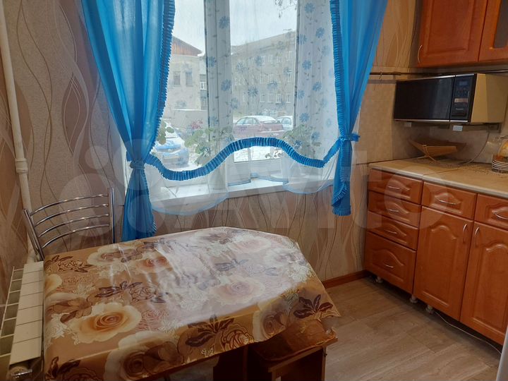 3-к. квартира, 60 м², 1/5 эт.