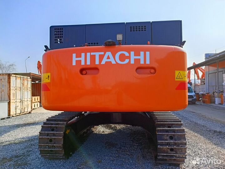 Гусеничный экскаватор Hitachi ZX520LCH-6A, 2023