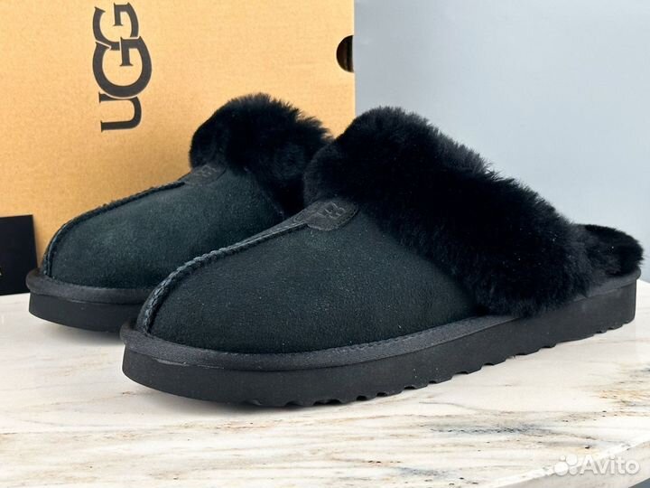 Тапочки UGG Slippers Scuffette Black unisex