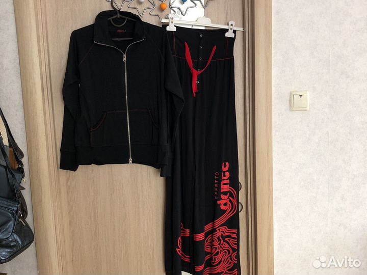 Спортивный костюм новый