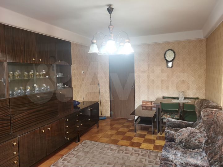 2-к. квартира, 50 м², 6/9 эт.