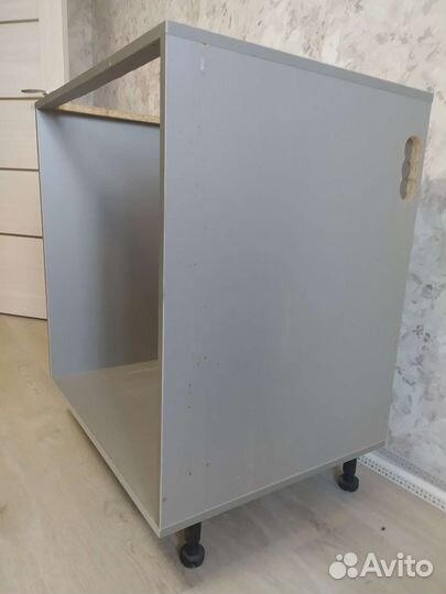Тумба под раковину на кухню б/у мало