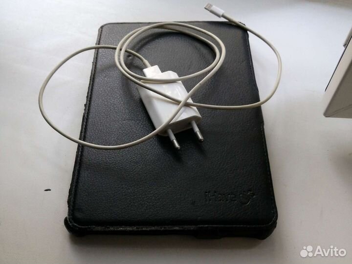 Планшет iPad mini 12 gb 2014г