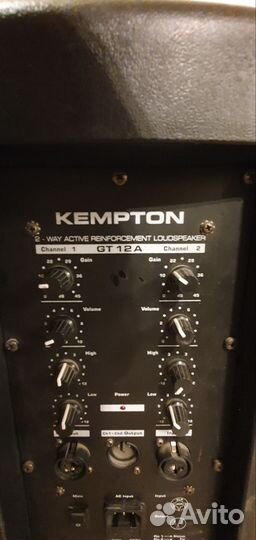Aктивнaя aкуcтичеcкaя cиcтeма fвт Kеmрtоn gт12A