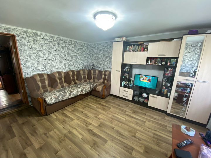 Дом 54 м² на участке 5 сот.