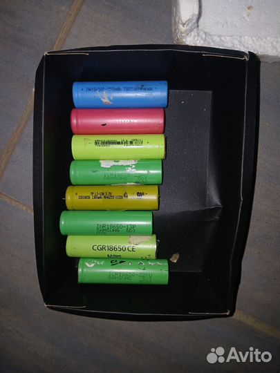 Разные литиевые аккумуляторы 18650, Li-Po