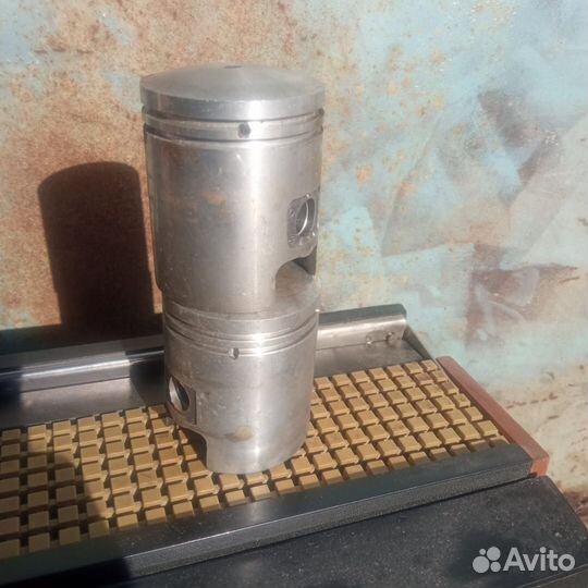 Поршень восход