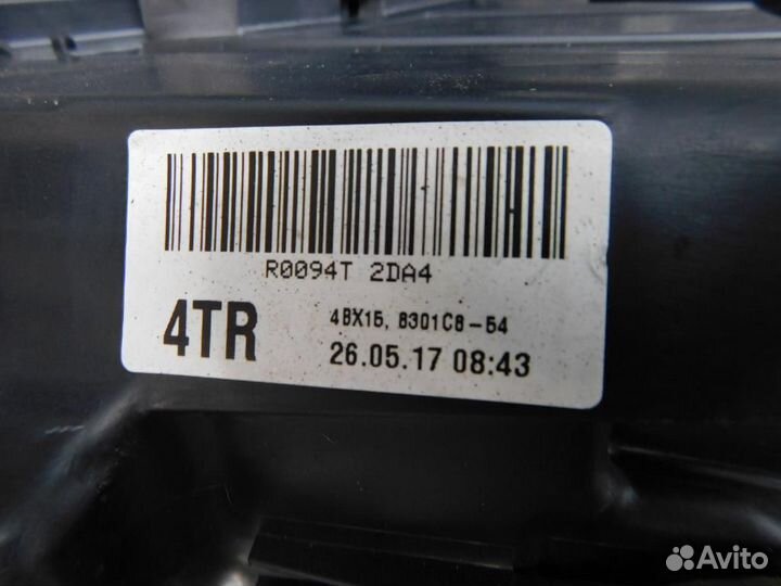 Фара правая Mitsubishi Outlander