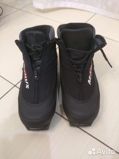 Лыжные ботинки детские