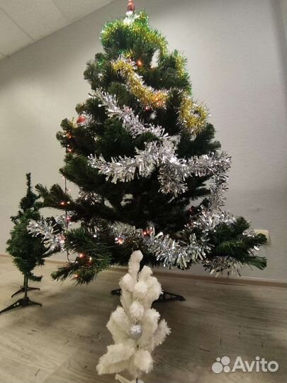 Елка, игрушки, новогодний комплект