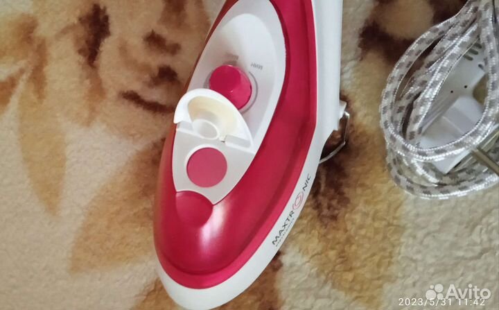 Утюг - отпариватель