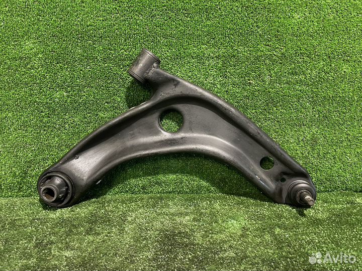 Рычаг передний правый toyota vitz,ractis,porte