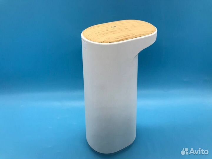 26107 Автоматический дозатор для мыла uosu