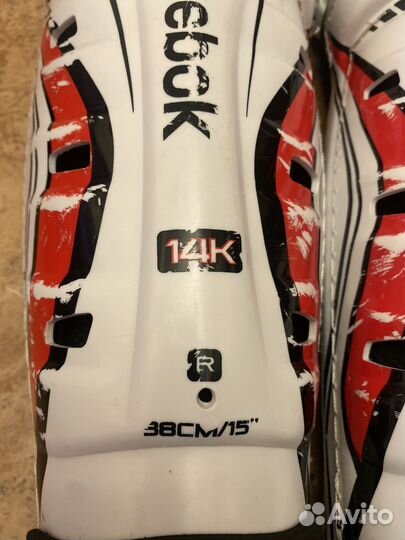 Щитки Reebok SR15