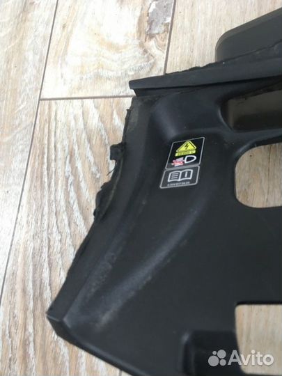 Воздуховод воздушного фильтра Mercedes E W212 3.5