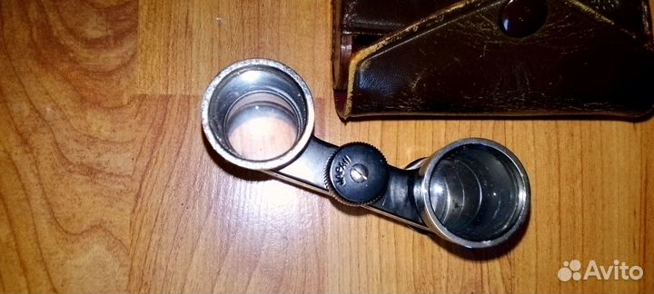 Бинокль театральный