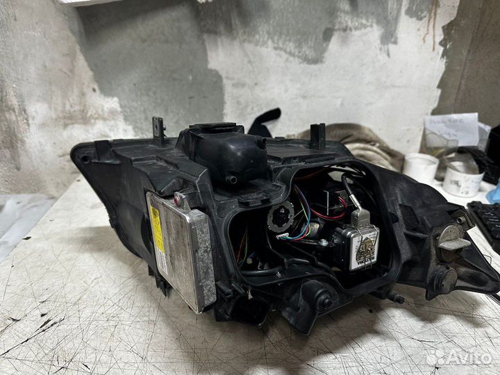 Фара левая BMW E90 дорест биксенон