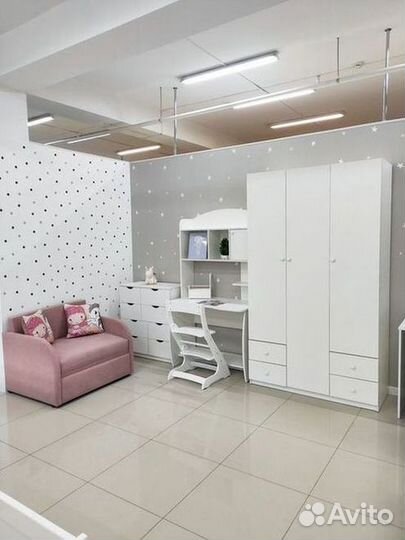 Шкаф в детскую