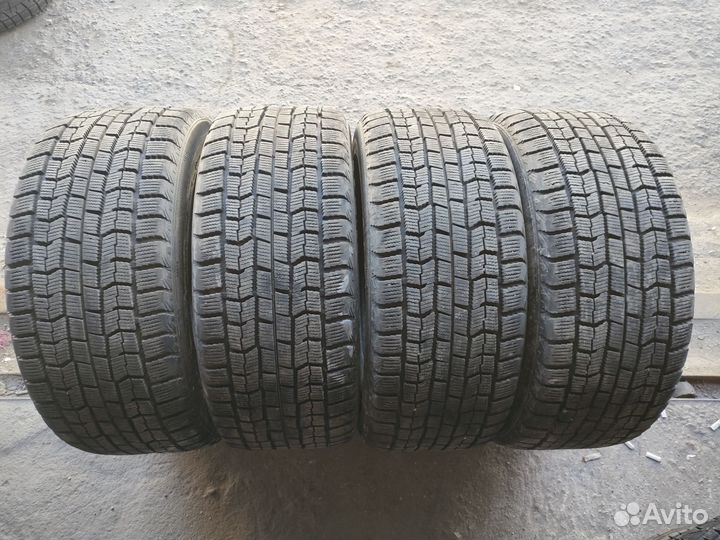 Goodyear Ice Navi Zea 235/50 R17