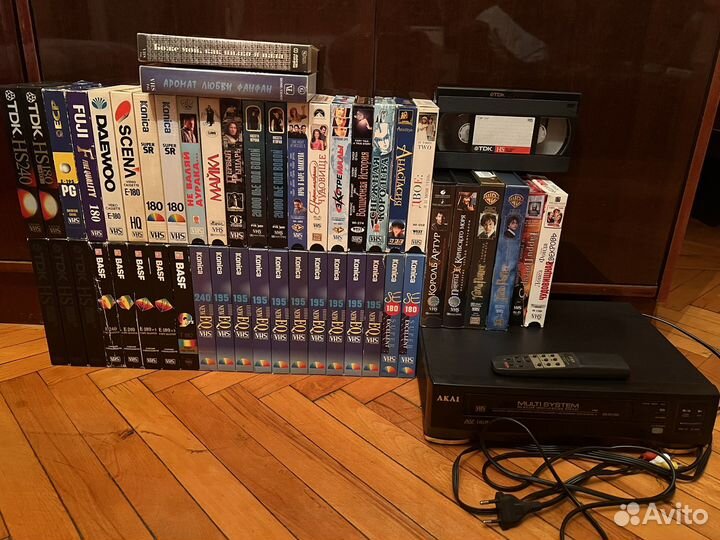 Видеомагнитофон Akai, рабочий