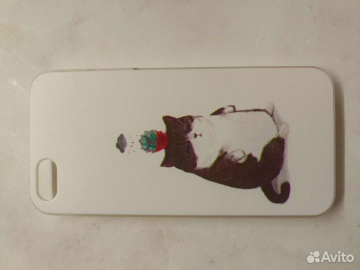 Чехлы на iPhone 5 5s se б/у
