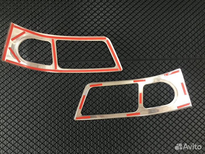 Накладки на передние фары Volkswagen T5 2003-2009