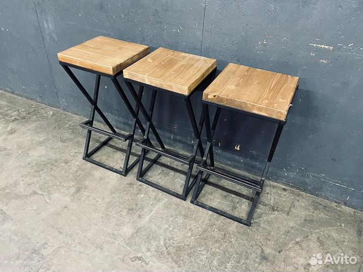 Барные стулья коричневые