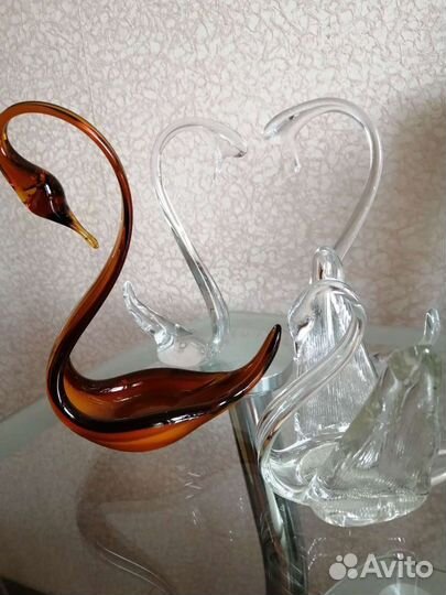 Лебеди, слоны, стекло