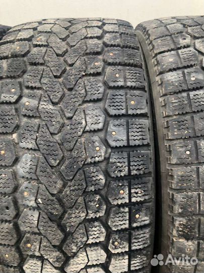 Yokohama Ice Guard F700S 235/45 R17