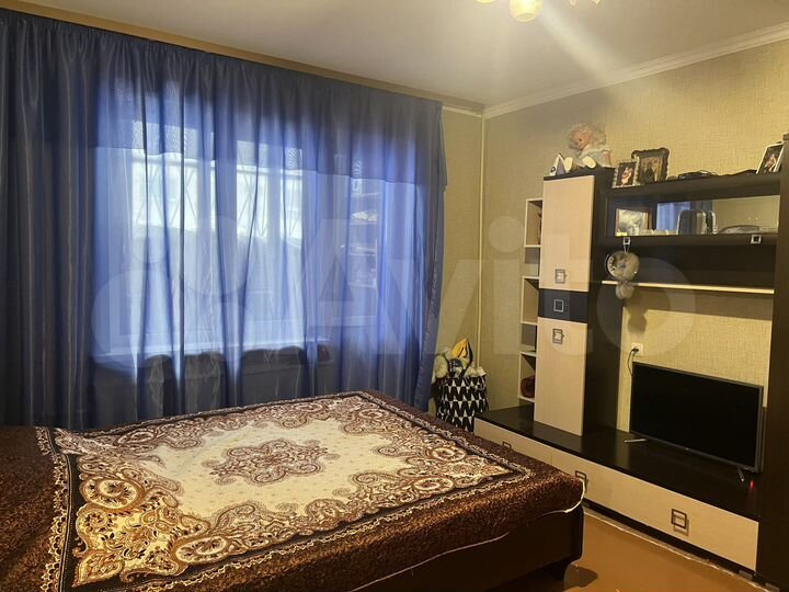 2-к. квартира, 49 м², 1/9 эт.