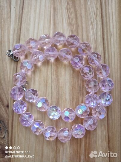 Бусы из горного хрусталя