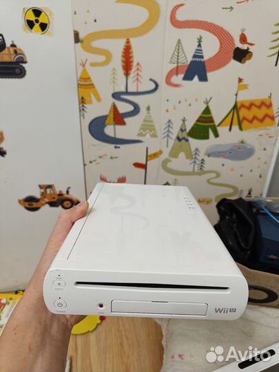 Nintendo Wii U (прошитая)