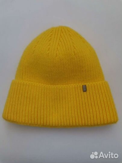 Женская шапка